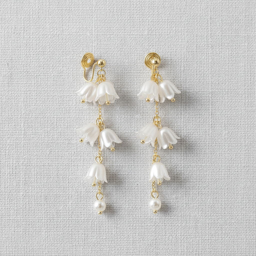 product_media/scentll-jewelry/lily-of-the-valley-tassel-earrings/lily-of-the-valley-tassel-earring (1).png
