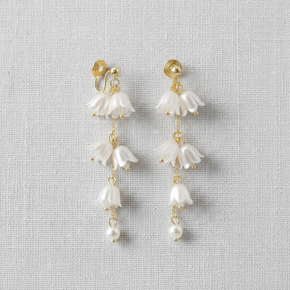 product_media/scentll-jewelry/lily-of-the-valley-tassel-earrings/lily-of-the-valley-tassel-earring (1).png