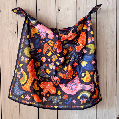 Hanging view of Matilda Bandana
